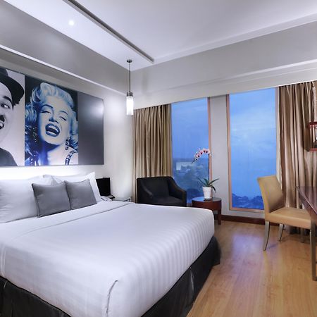 Grand Candi Hotel Semarang Exterior photo