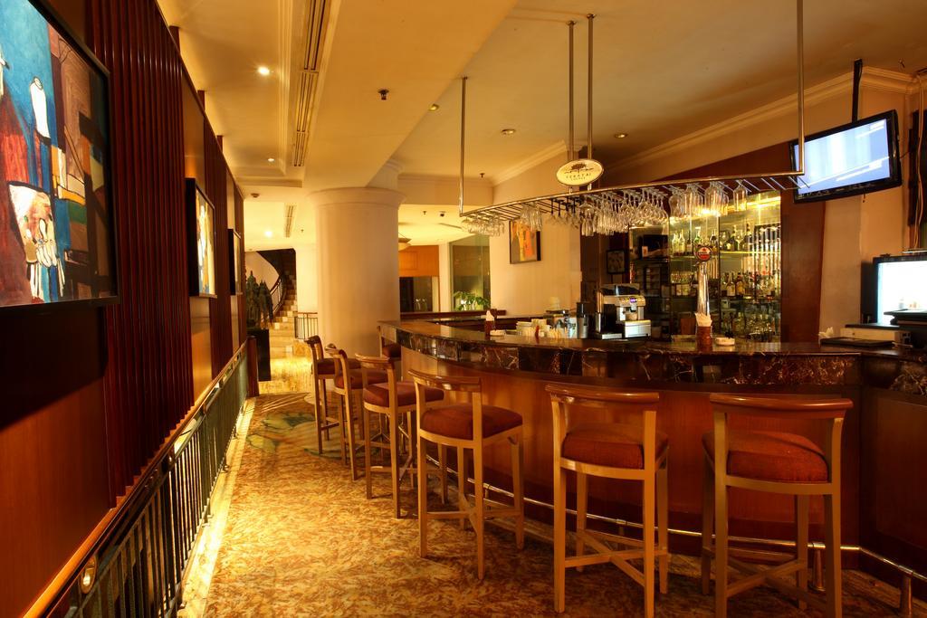 Grand Candi Hotel Semarang Exterior photo
