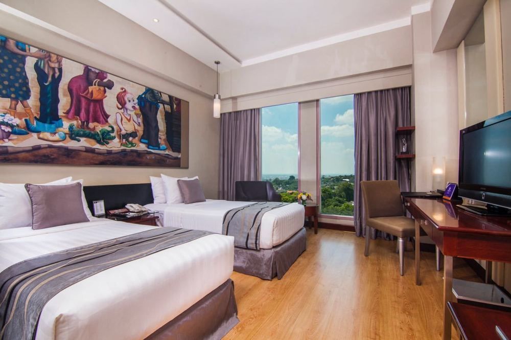 Grand Candi Hotel Semarang Exterior photo