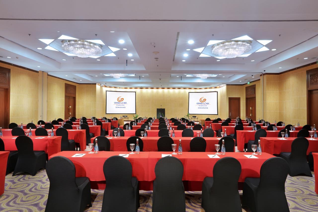 Grand Candi Hotel Semarang Exterior photo