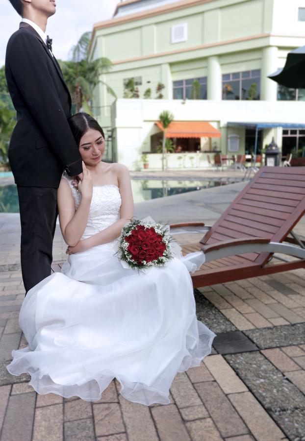 Grand Candi Hotel Semarang Exterior photo